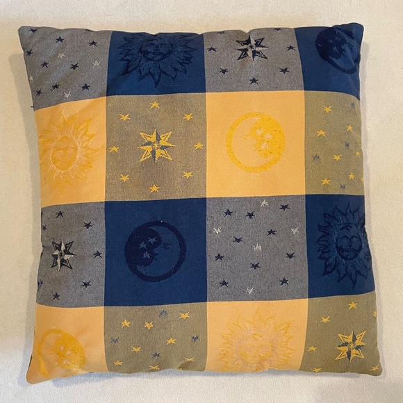 EUC Vintage Handmade Pillow Covers - Celestial Pattern Set of 2 - Picture 7 of 10